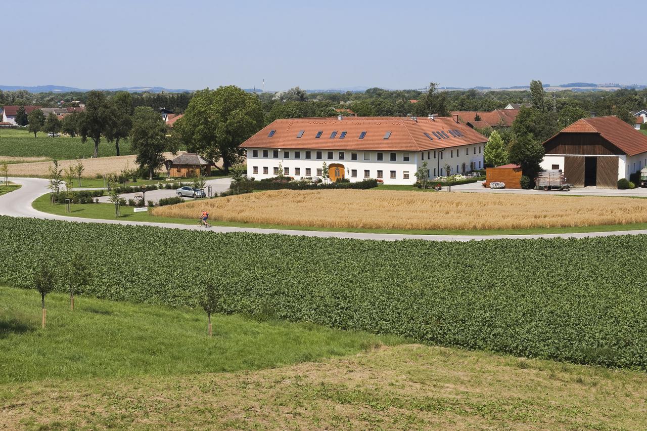 Fruehstueckspension Herzog Zu Laah Ansfelden Exterior photo